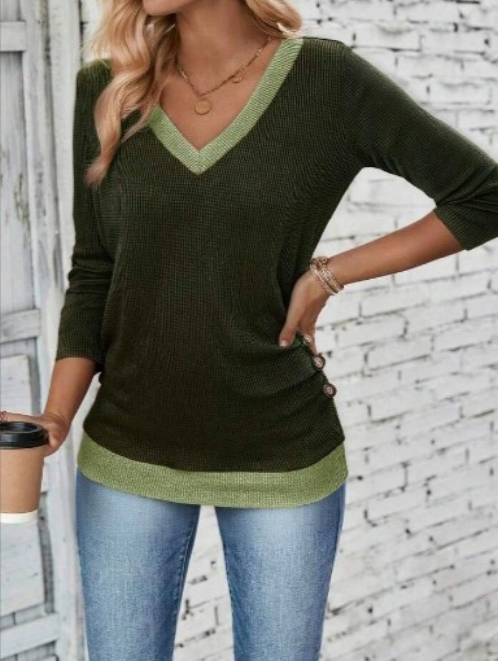 Green V-Neck Long Sleeve Contrast Trim Women's Top - NEW & SMALL - Picture 6 of 10